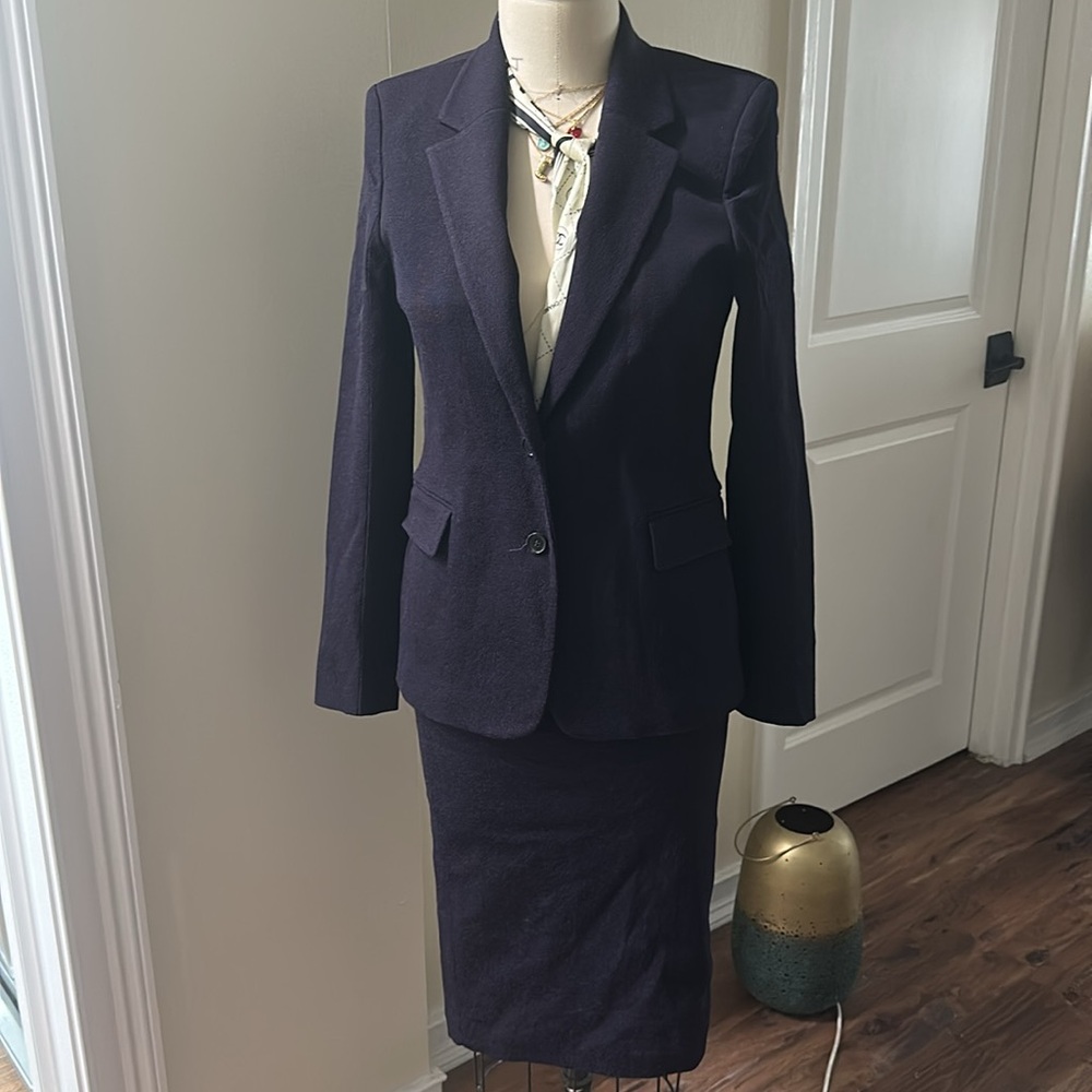 - - Tom Ford pencil skirt suit